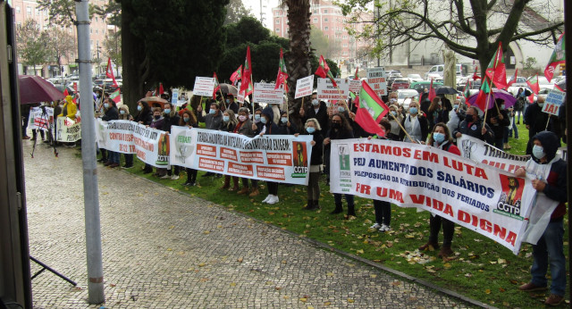 Intensificar a luta na hotelaria e restauração em defesa dos direitos dos trabalhadores